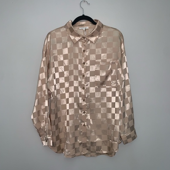 Stitch and Feather Checkered Button Down - Picture 2 of 4